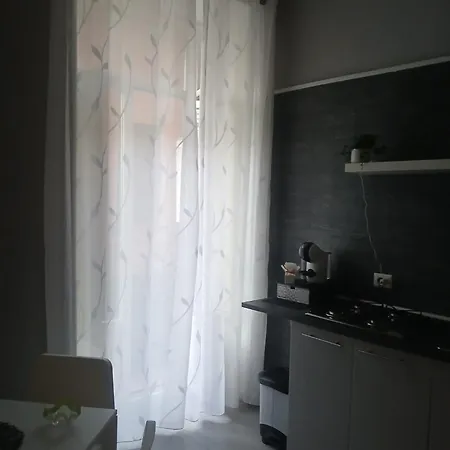 La Casa Di Elvira Materdei Neapel